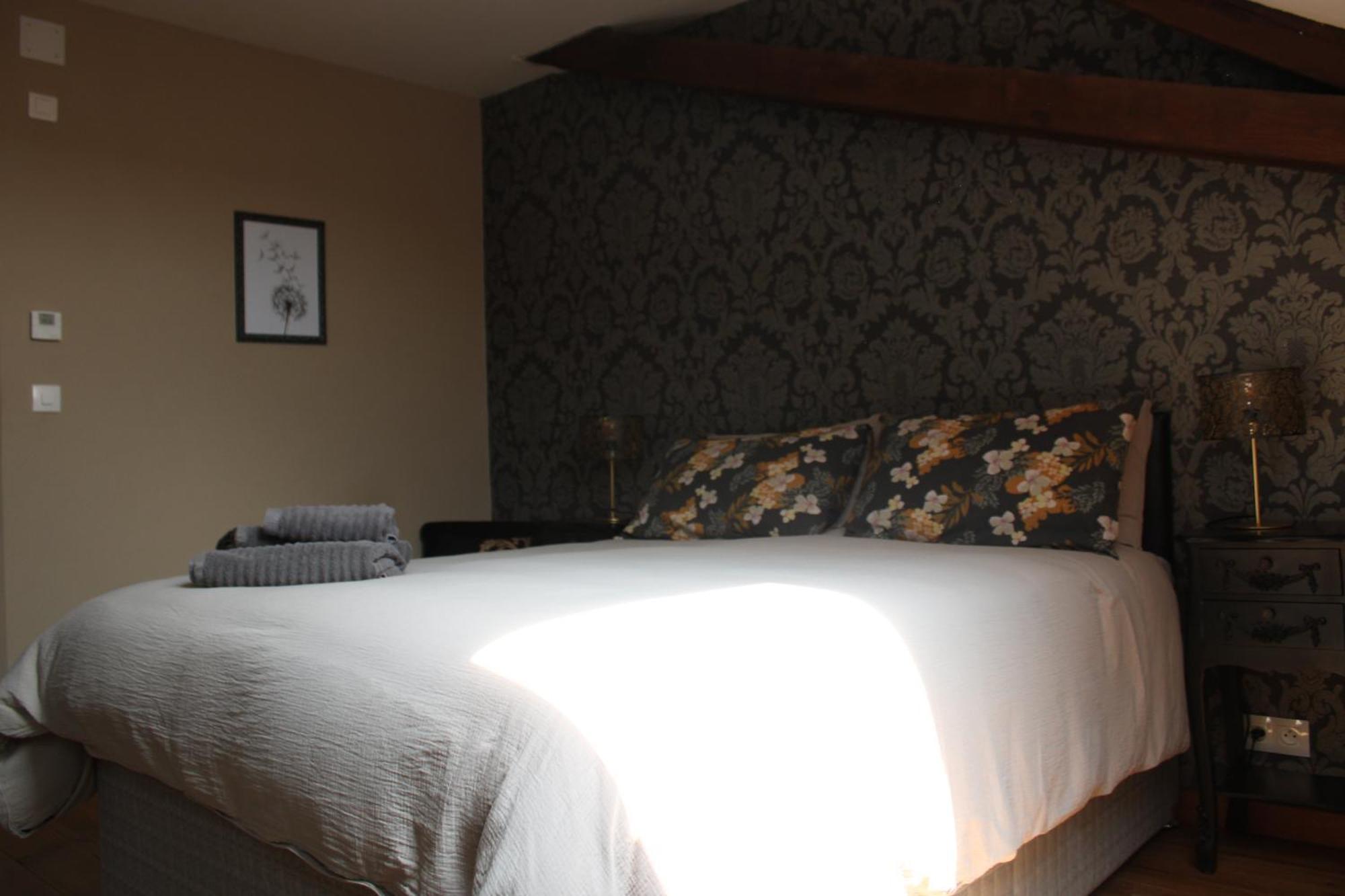 The Alpaca B&B Chalais  Exterior photo